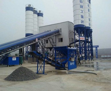 中鐵建工集團(tuán)陽大鐵路洗石機(jī)工作現(xiàn)場(chǎng)
